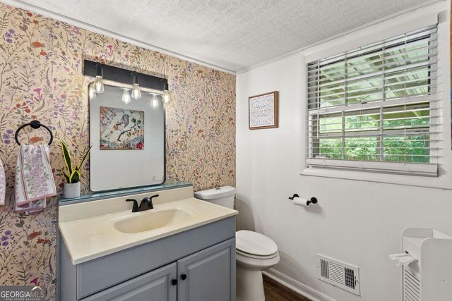 2161 Powers Ferry Drive SE, Marietta, GA 30067
