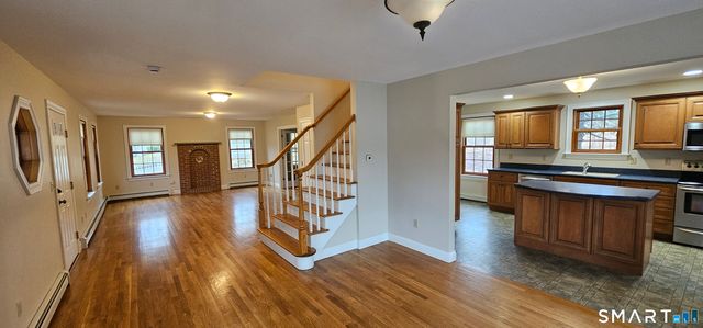 87 Main Street, Deep River, CT 06417