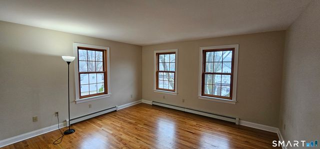 87 Main Street, Deep River, CT 06417