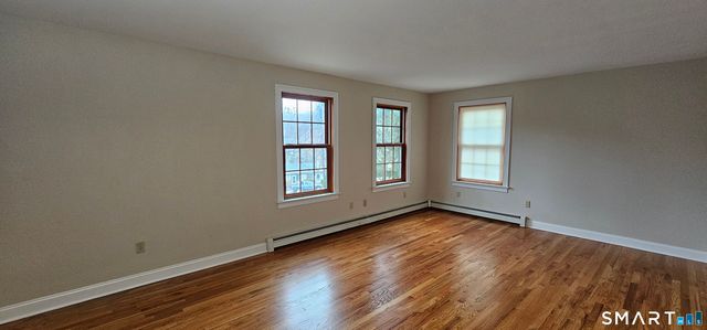 87 Main Street, Deep River, CT 06417