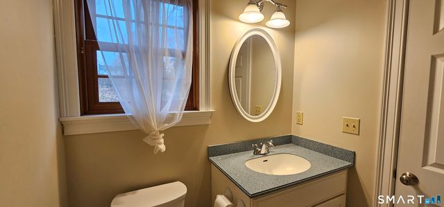 87 Main Street, Deep River, CT 06417