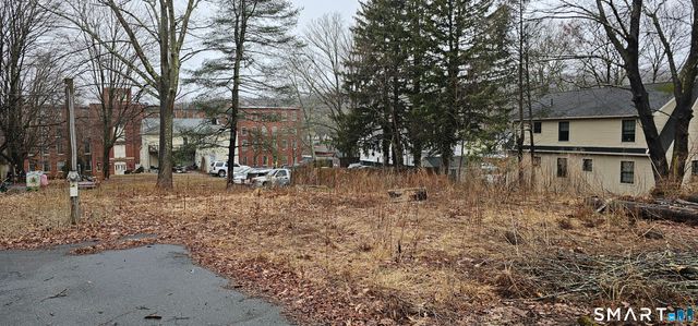 87 Main Street, Deep River, CT 06417