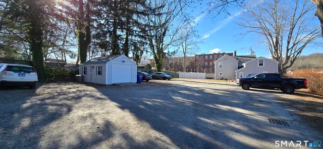 87 Main Street, Deep River, CT 06417