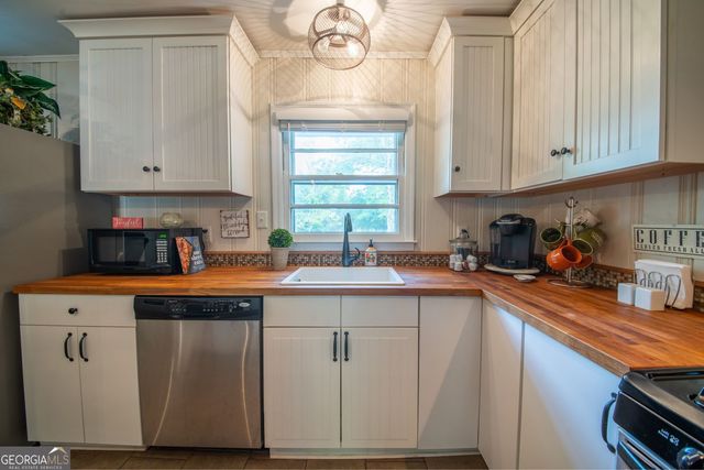 180 Sherwood Drive, Athens, GA 30606