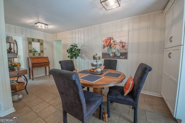 180 Sherwood Drive, Athens, GA 30606