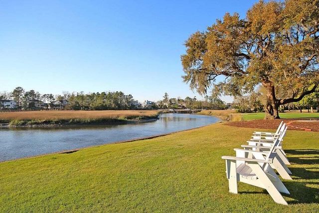 3708 Colonel Vanderhorst Circle, Mount Pleasant, SC 29466