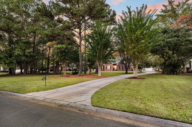 3708 Colonel Vanderhorst Circle, Mount Pleasant, SC 29466