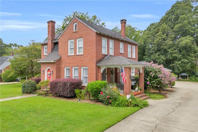 308 Retreat Street, Westminster, SC 29693