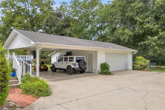 308 Retreat Street, Westminster, SC 29693