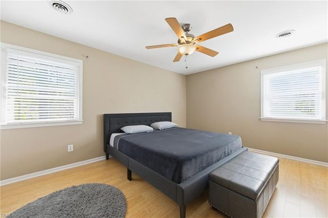 335 Deaton DR, Hampton, VA 23669