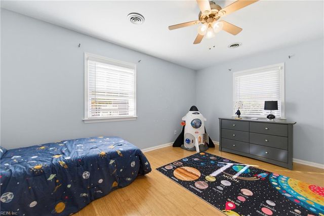 335 Deaton DR, Hampton, VA 23669