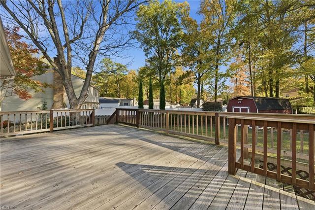 335 Deaton DR, Hampton, VA 23669