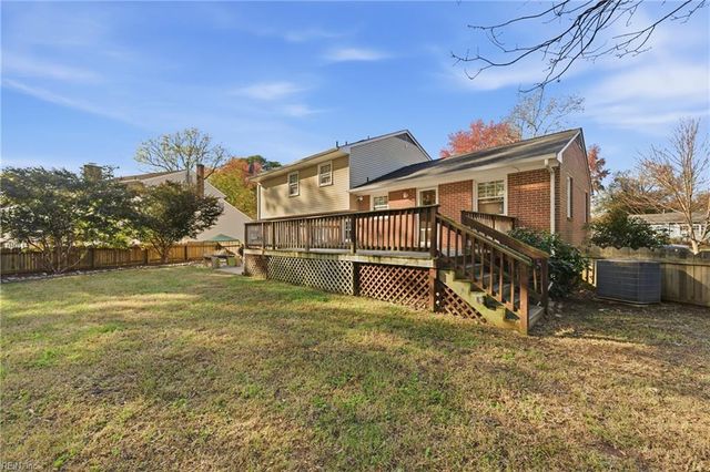 335 Deaton DR, Hampton, VA 23669