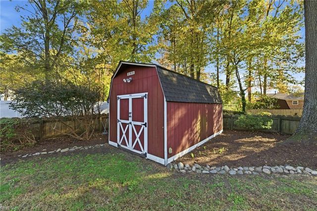 335 Deaton DR, Hampton, VA 23669