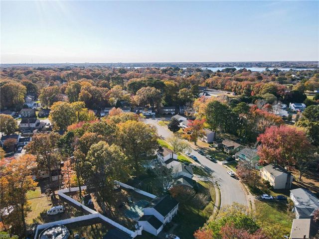 335 Deaton DR, Hampton, VA 23669