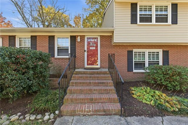 335 Deaton DR, Hampton, VA 23669