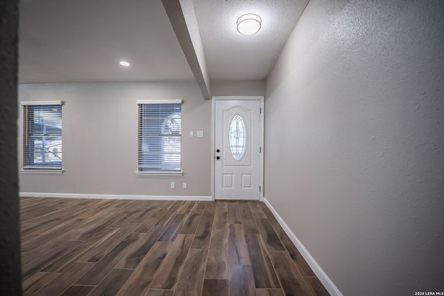 5628 CHARLIE CHAN DR, San Antonio, TX 78240