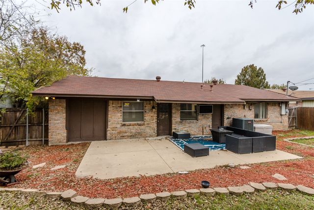 2517 Rosewood Drive, Mesquite, TX 75150