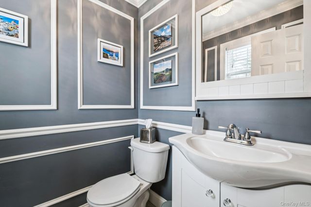 7 Freeman Avenue, Nesconset, NY 11767