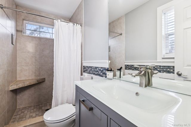 7 Freeman Avenue, Nesconset, NY 11767