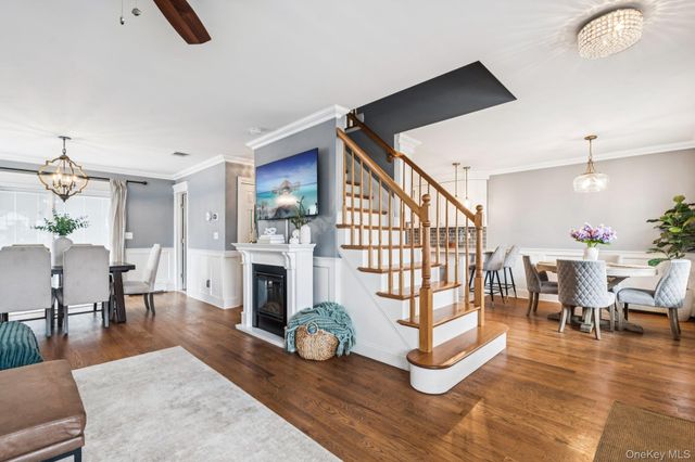 7 Freeman Avenue, Nesconset, NY 11767