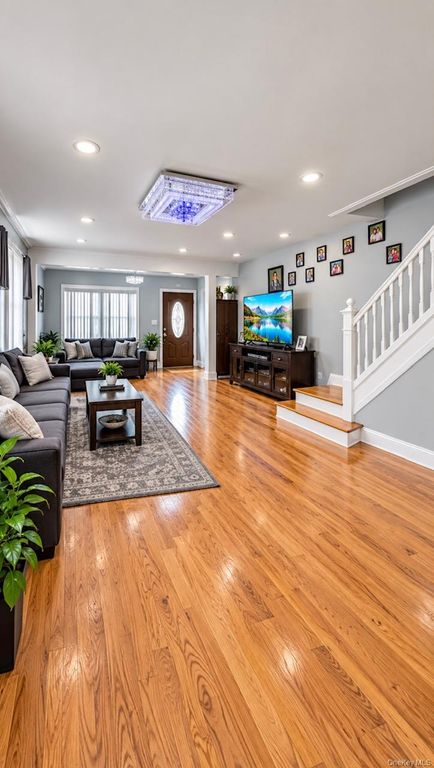 10935 132nd Street, South Ozone Park, NY 11420 — photo 3