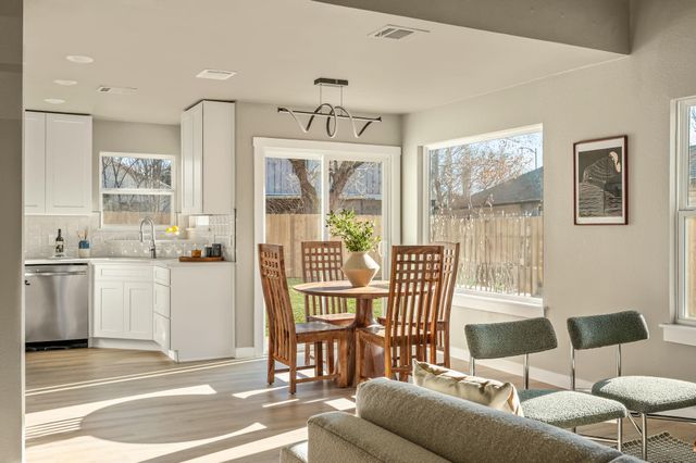 2506 Charla CIR, Austin, TX 78728