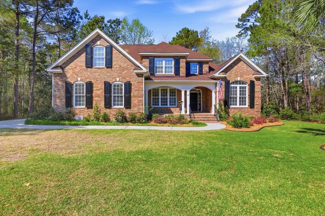 45 Highwood Circle, Murrells Inlet, SC 29576