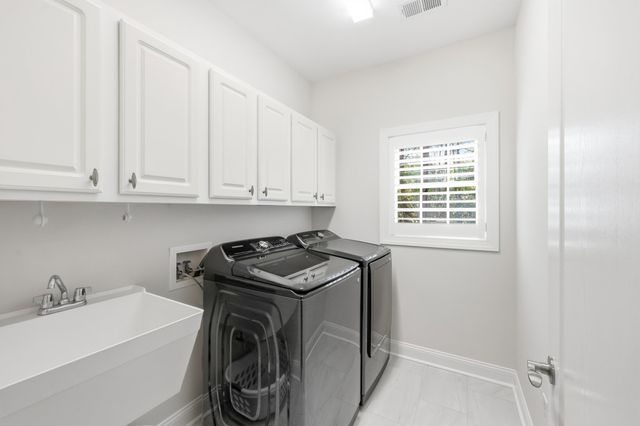 45 Highwood Circle, Murrells Inlet, SC 29576