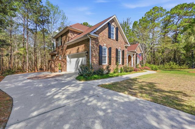 45 Highwood Circle, Murrells Inlet, SC 29576
