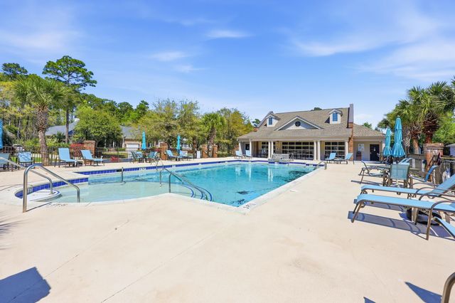 45 Highwood Circle, Murrells Inlet, SC 29576