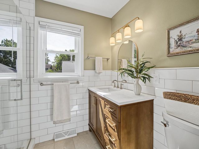 525 Harvest Lane, Verona, WI 53593