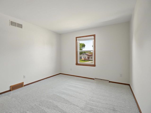 525 Harvest Lane, Verona, WI 53593
