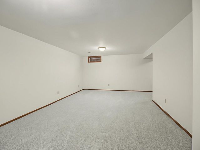 525 Harvest Lane, Verona, WI 53593
