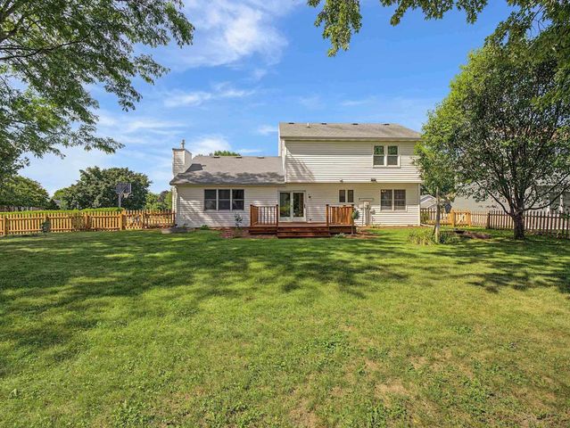 525 Harvest Lane, Verona, WI 53593