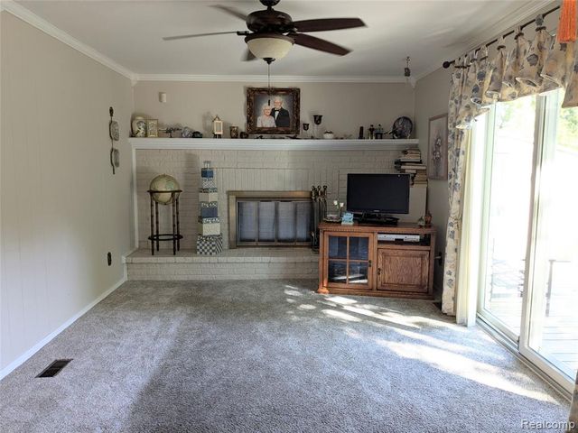 45860 Keding Street, Utica, MI 48317