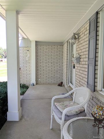 45860 Keding Street, Utica, MI 48317