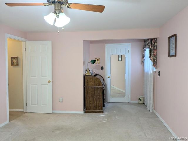 45860 Keding Street, Utica, MI 48317