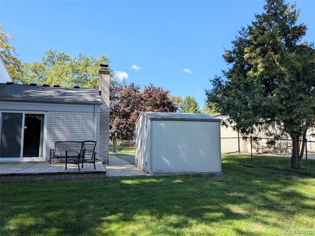 45860 Keding Street, Utica, MI 48317