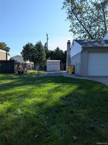 45860 Keding Street, Utica, MI 48317