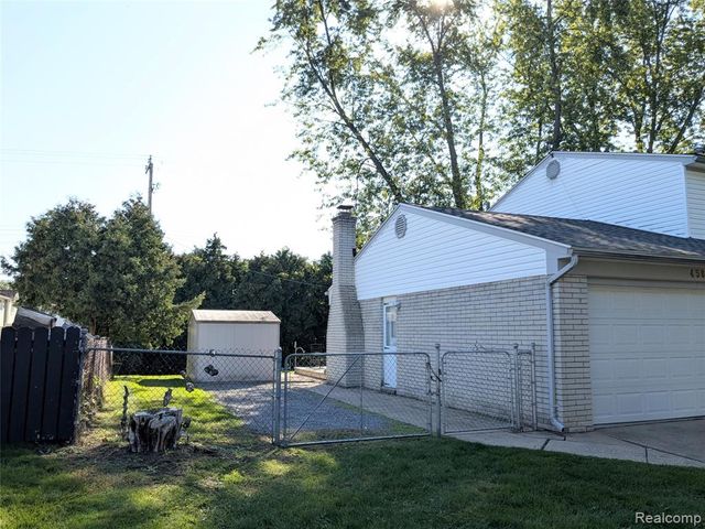 45860 Keding Street, Utica, MI 48317