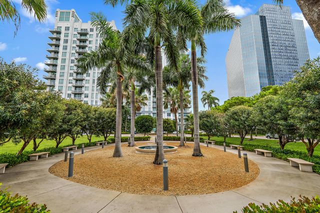 300 S Australian Avenue, West Palm Beach, FL 33401