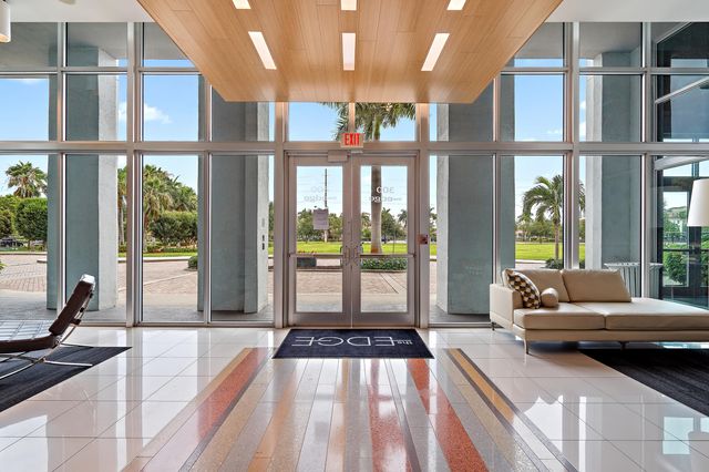 300 S Australian Avenue, West Palm Beach, FL 33401