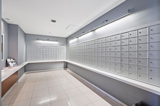 300 S Australian Avenue, West Palm Beach, FL 33401