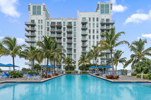 300 S Australian Avenue, West Palm Beach, FL 33401