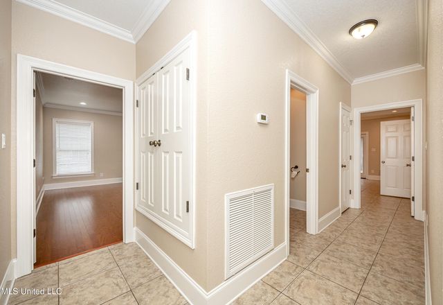 5851 Old Spanish Trail, Ocean Springs, MS 39564