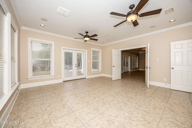 5851 Old Spanish Trail, Ocean Springs, MS 39564