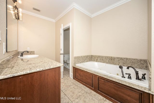 5851 Old Spanish Trail, Ocean Springs, MS 39564