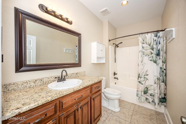 5851 Old Spanish Trail, Ocean Springs, MS 39564