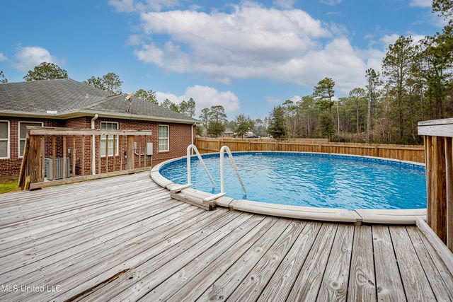 5851 Old Spanish Trail, Ocean Springs, MS 39564
